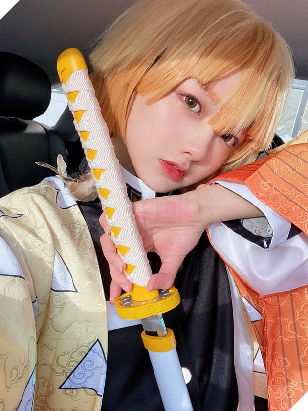 Chết cười! Nữ coser đáng yêu nhất cosplay Zenitsu Kimetsu No Yaiba và cái kết ngáo không tả! 4