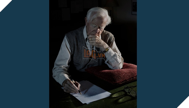 Tiểu thuyết gia trinh thám hàng đầu thế giới bất ngờ qua đời ở tuổi 89 2