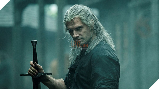 The Witcher 2: Tài tử Henry Cavill gặp tai nạn trên phim trường 
