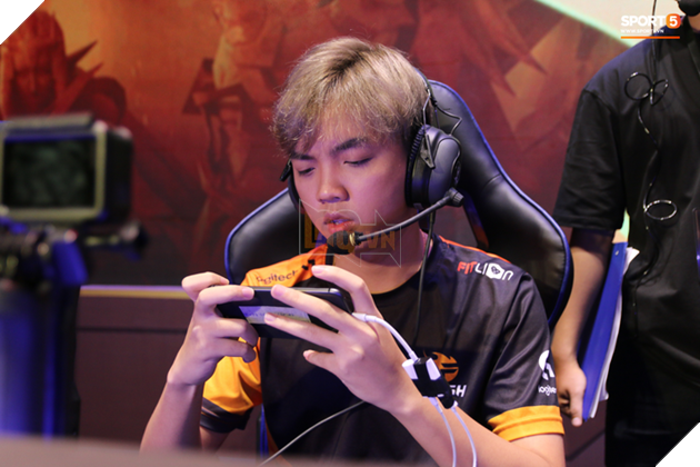 Liên quân Mobile: ADC giải nghệ, đế chế Team Flash đến hồi thay máu ?