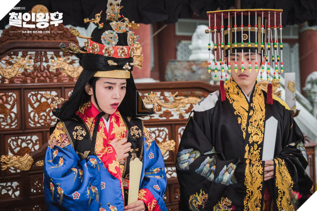 NSX Mr. Queen chính thức lên tiếng xin lỗi, gỡ bỏ lời thoại chứa yếu tố xuyên tạc lịch sử ở tập 2 của phim - Ảnh 1.