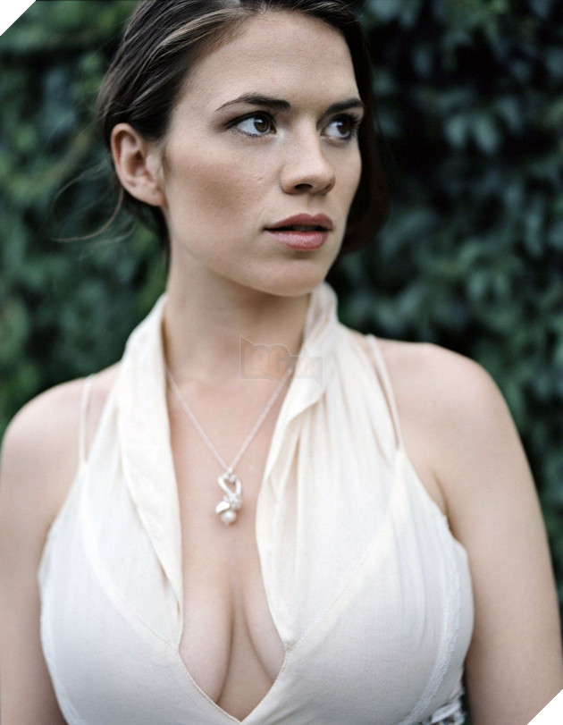 Nhan sắc nóng bỏng của người tình mới kém hơn 20 tuổi của Tom Cruise 2