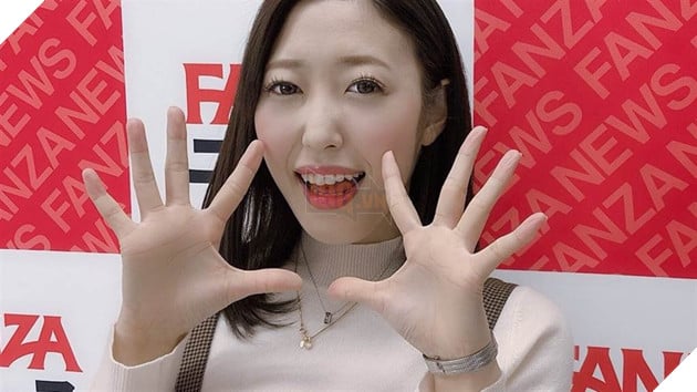 Nữ diễn viên AV Asahi Mizuno bất ngờ tuyên bố comeback với bức ảnh hot sau 1 năm giải nghệ