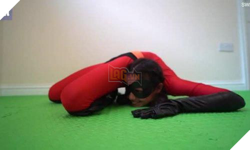 Bé gái 12 tuổi với khả năng gập đôi người uốn dẻo như siêu nhân ngoài đời thực 2