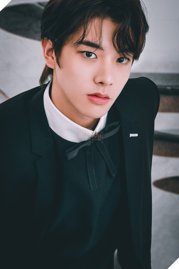 Chiêm ngưỡng top 100 gương mặt nam đẹp nhất thế giới năm 2020 P1  45