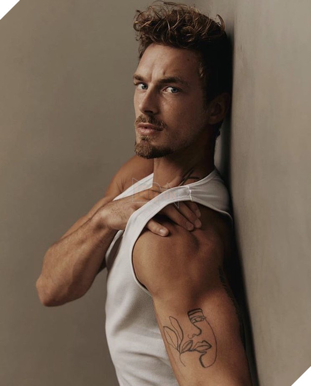 Chiêm ngưỡng top 100 gương mặt nam đẹp nhất thế giới năm 2020 P1  31