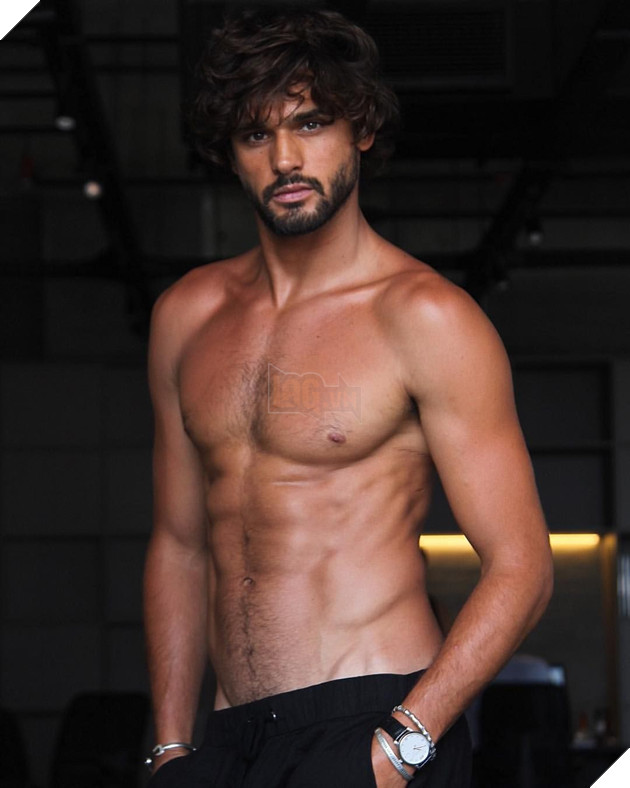 Chiêm ngưỡng top 100 gương mặt nam đẹp nhất thế giới năm 2020 P1  49