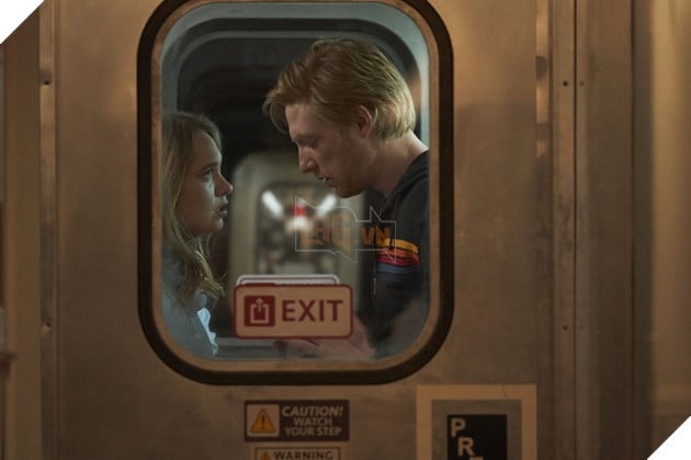 Những cảnh nóng táo bạo nhất màn ảnh năm 2020 P4  3