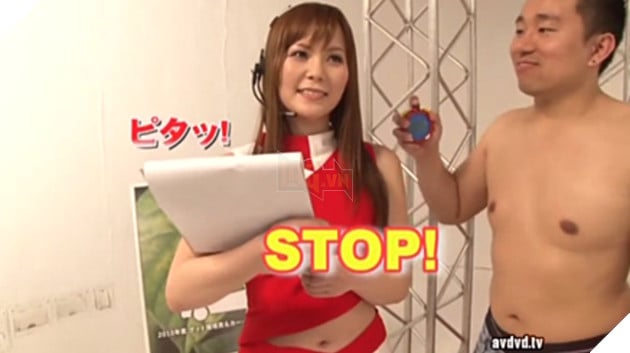  Đạo cụ đặc biệt thường bắt gặp trên JAV và những câu chuyện đằng sau: Đồng hồ thời gian, Chiếc gương ma thuật  2