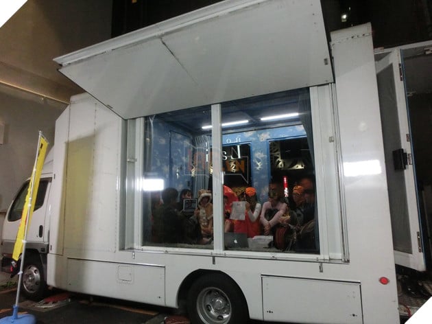  Đạo cụ đặc biệt thường bắt gặp trên JAV và những câu chuyện đằng sau: Đồng hồ thời gian, Chiếc gương ma thuật  6