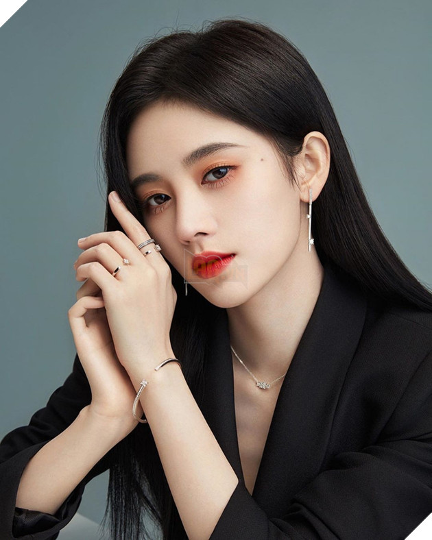 Chiêm ngưỡng top 100 gương mặt nữ đẹp nhất thế giới năm 2020 P2  38