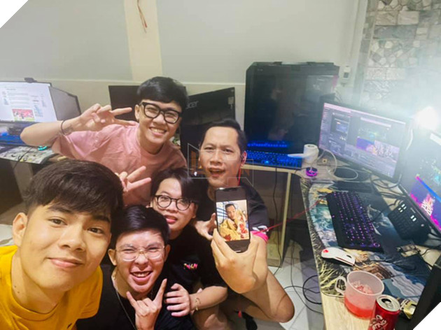 Thầy Giáo Ba chính thức cạn tình cạn nghĩa với Sena sau khi anh trộm tiền của Chubby 3