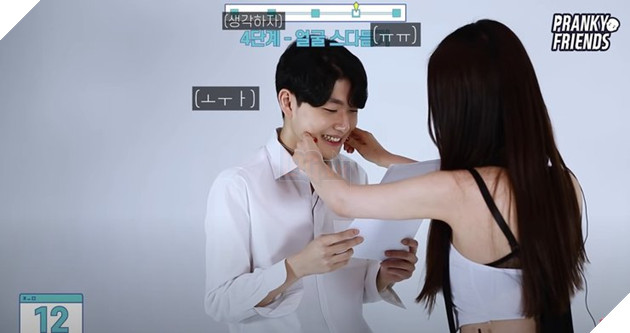 Bị hot girl dụ dỗ, YouTuber đưa ra thử thách giải toán nhanh chóng 3