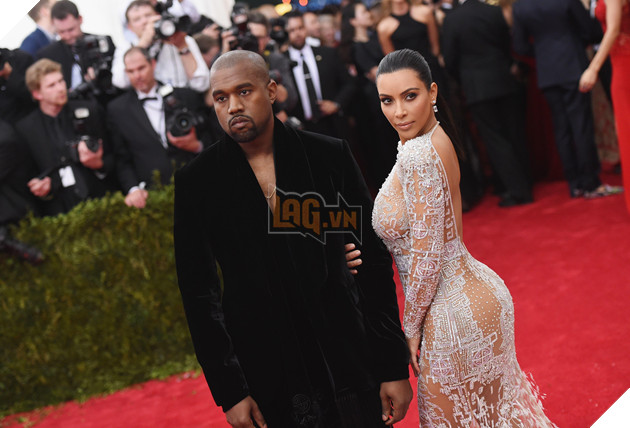 Hậu ly hôn Kim Kardashian, rộ tin đồn tiểu tam của Kanye West là Jeffree Star
