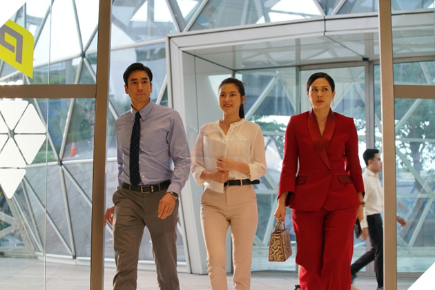 Review Lừa đểu gặp lừa đảo: Màn comeback đầy duyên dáng của điện ảnh xứ Chùa Vàng