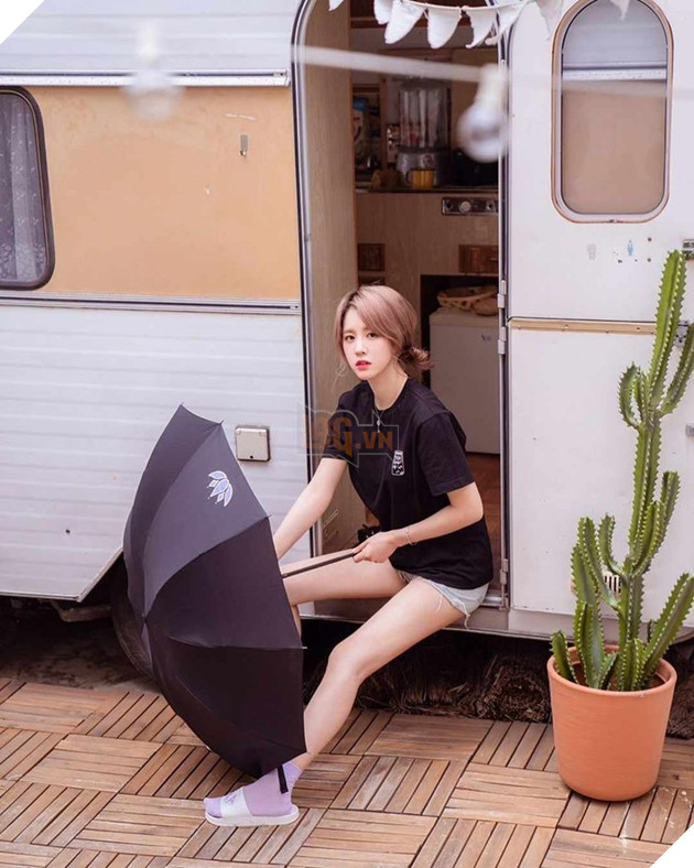 Bật khóc trên stream, YouTuber xinh như thiên thần tiết lộ mong muốn có một mối tình thật sự  8