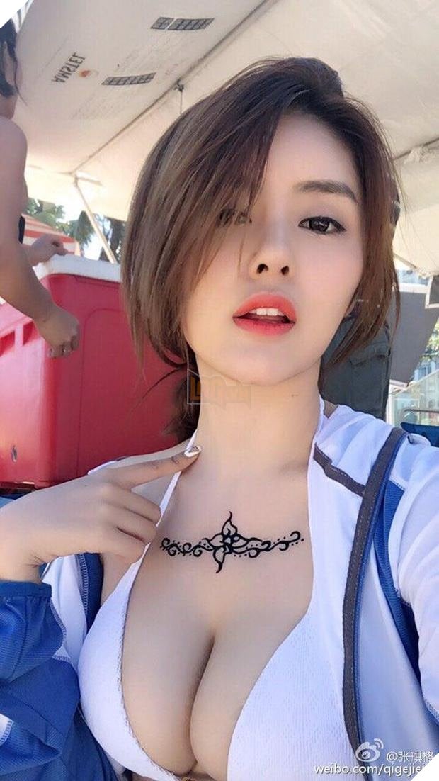 Sau khi bị Ban 3 tháng, nữ Streamer sexy làm mất lòng hàng nghìn người hâm mộ
