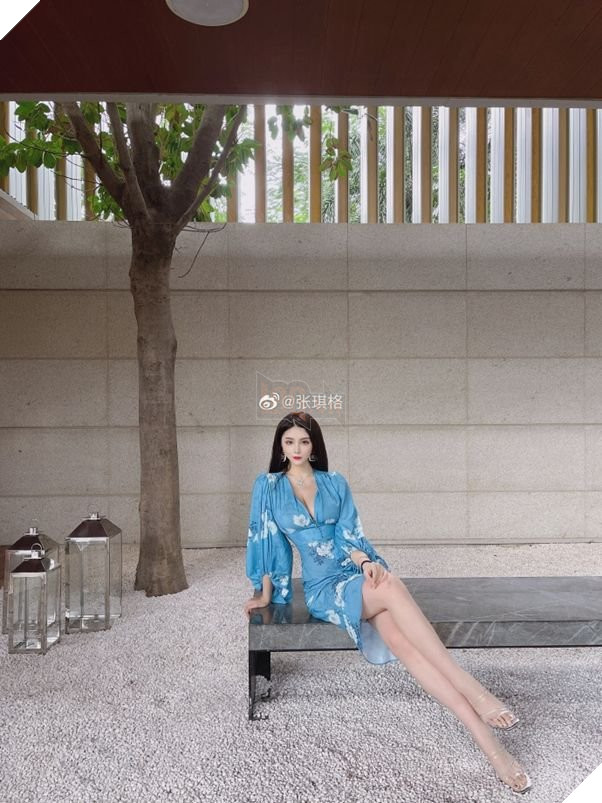 Sau khi bị Ban 3 tháng, nữ Streamer sexy làm mất lòng hàng nghìn người hâm mộ 5