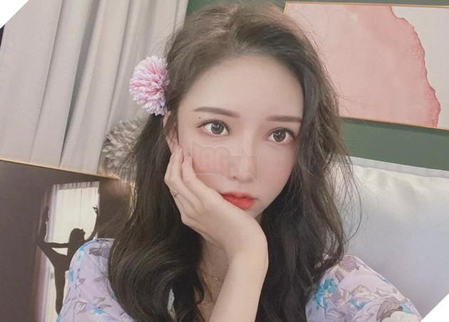 Sexy Dance Streamer đề nghị fan chi 2.000 nhân dân tệ ~ 7 triệu VNĐ để thêm bạn bè 3