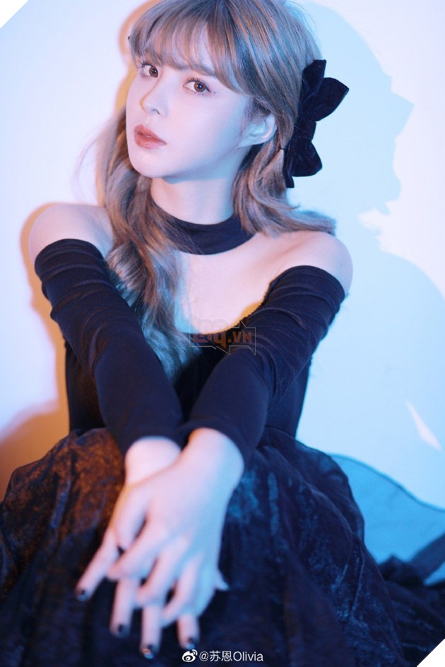 Sống trong biệt thự sang trọng nhưng lại than thở nghèo khó, Hot Streamer bị chỉ trích 2