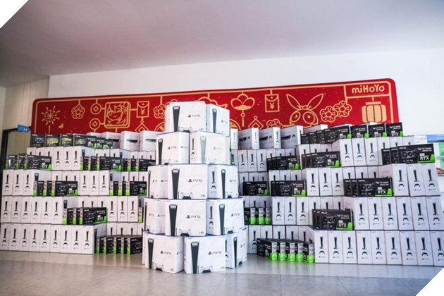 PS5 và iPhone 12 là tiền thưởng cuối năm? Genshin Impact Creator miHoYo đang khuynh đảo Internet