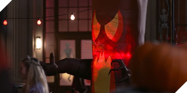 WandaVision tập 6 - Tất cả các Easter Egg tồn tại trong thế giới Westview 11