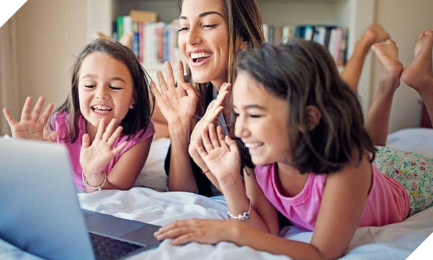 Hiện trạng trẻ em đắm chìm trong thế giới ảo tăng mạnh khi dịch bệnh vẫn đang hoành hành