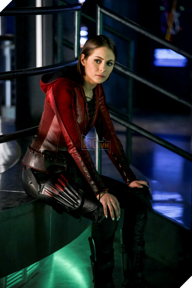 Điểm danh dàn nữ siêu anh hùng đẹp hút hồn của Marvel và DC P2  4