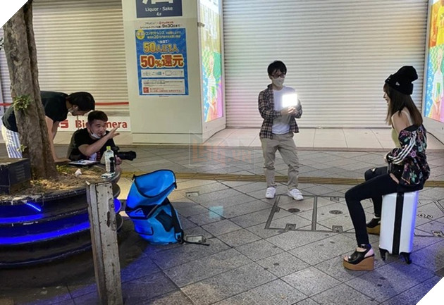 Loạt đạo diễn phim người lớn tham gia MXH với những bí mật hậu trường khiến người hâm mộ háo hức 2