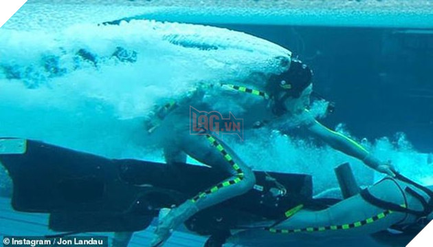 Kate Winslet phải nín thở 7 phút dưới nước để quay Avatar 2 , phá vỡ kỉ lục của Tom Cruise 3