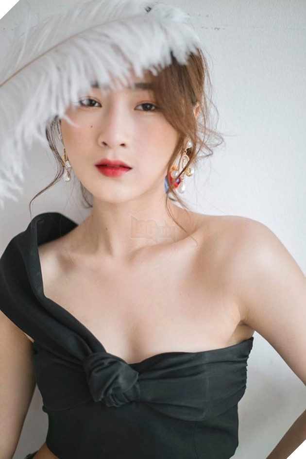 Nhan sắc thật của hot girl được ví von có vẻ đẹp cổ điển tựa mỹ nhân Hong Kong thập niên 80 2