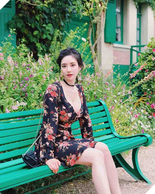 Nữ Streamer U30 với vòng 1 đẹp tự nhiên nhất gây bão cộng đồng mạng 4