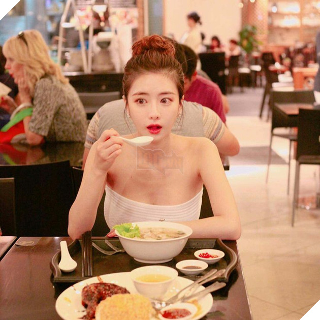 Nữ Streamer U30 với vòng 1 đẹp tự nhiên nhất gây bão cộng đồng mạng 5