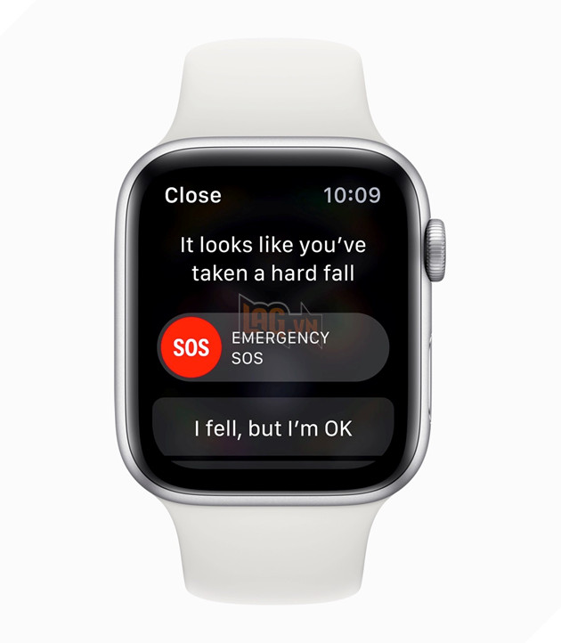 Apple Watch lại cứu sống người đàn ông mắc kẹt trong tảng băng tại Somersworth 2