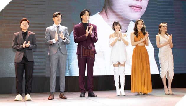 Minh Hằng diện váy khoét sâu, Bảo Anh khoe nhan sắc đốn tim tại showcase Bẫy ngọt ngào 