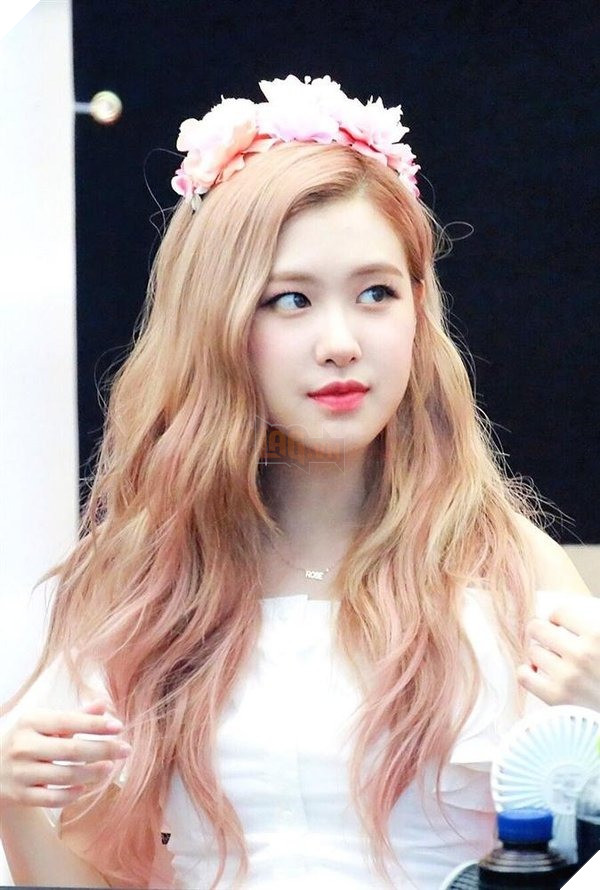 Sẽ ra sao khi các nữ thần tượng K-POP hóa thân thành các nàng công chúa Disney?  6