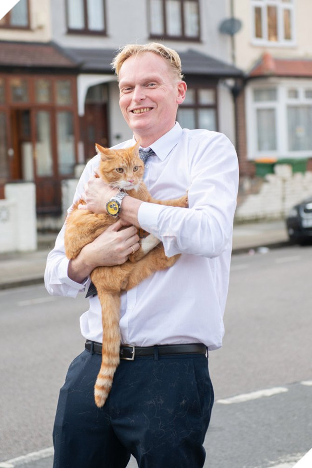 Chán đời khi mèo bị chuột trộm mất thiết bị định vị làm chủ phải tức tốc đi tìm lại mèo