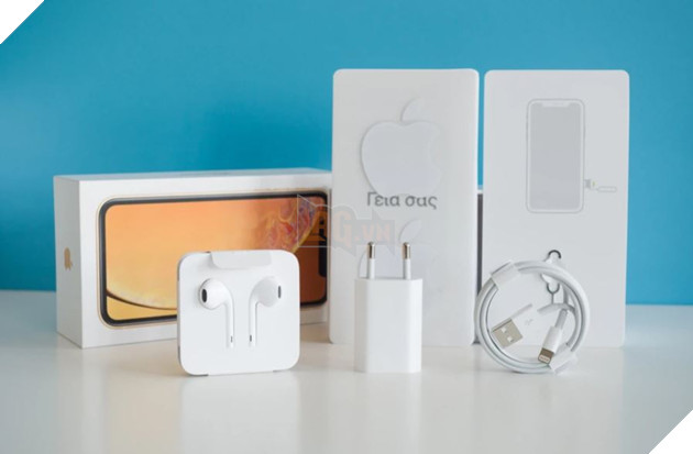 Apple chịu án phạt 2 triệu USD tại Brazil do không bán sạc cùng iPhone 12