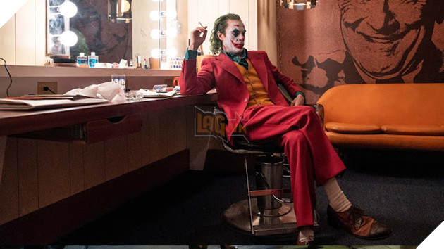 Vấn đề về tính liên tục trong phim ảnh: MCU hay DCEU nghiêm trọng hơn? 11