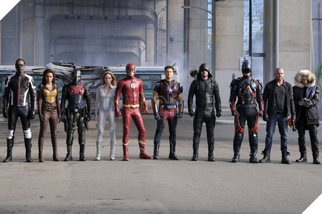 Vấn đề về tính liên tục trong phim ảnh: MCU hay DCEU nghiêm trọng hơn? 12