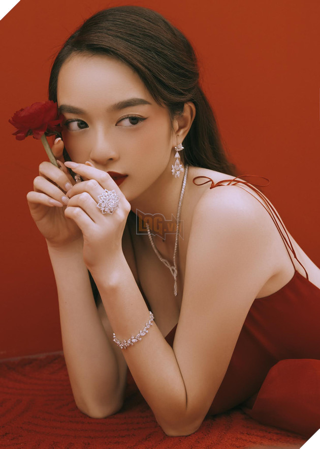 Kaity Nguyễn quyến rũ chết người trong bộ ảnh mừng tuổi 22 12