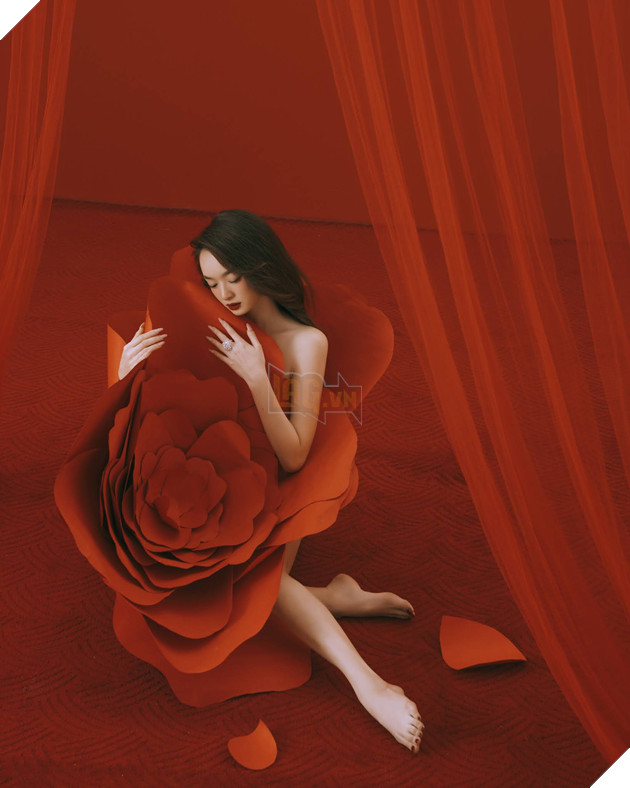 Kaity Nguyễn quyến rũ chết người trong bộ ảnh mừng tuổi 22 4