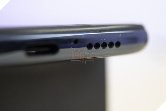 Trên tay nhanh Poco X3 Pro: Smartphone sở hữu cấu hình mạnh mẽ và lượng pin trâu 15