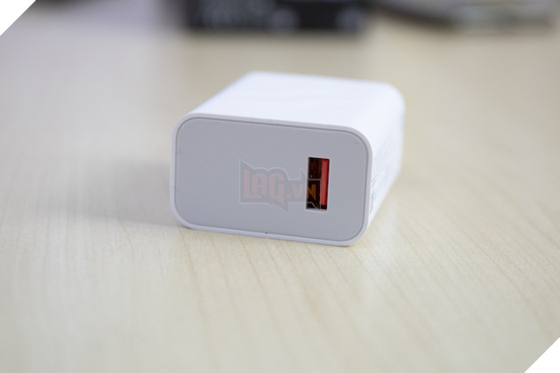 Trên tay nhanh Poco X3 Pro: Smartphone sở hữu cấu hình mạnh mẽ và lượng pin trâu 19