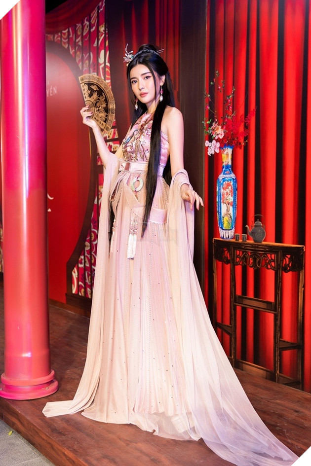 Bị ném đá với cảnh nóng nhức mắt trong Kiều, Cao Thái Hà bất ngờ có động thái đáp trả 2