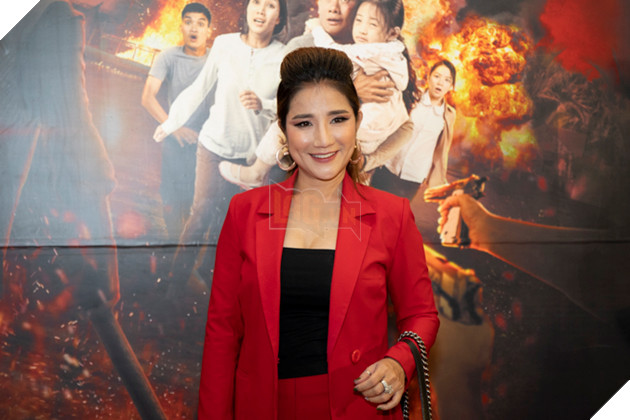 Cả showbiz tề tựu mừng Lý Hải ra mắt Lật Mặt: 48H  6