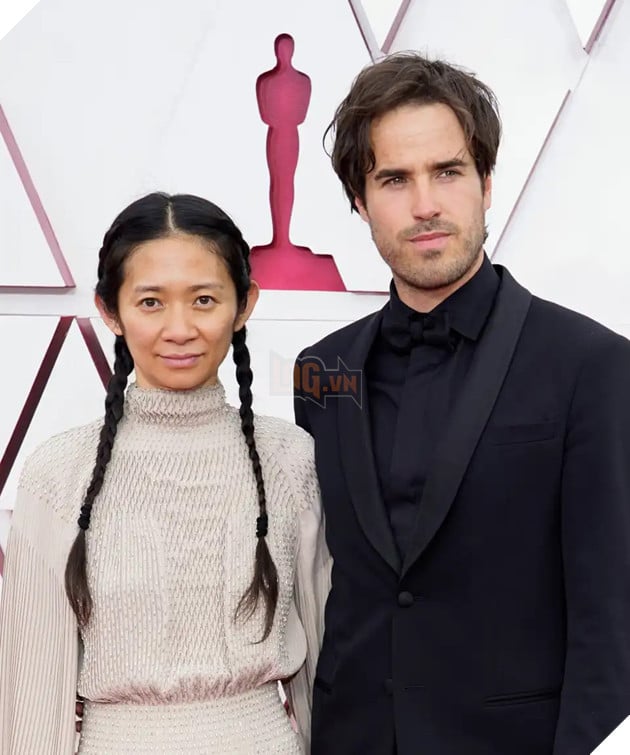 Chuyện tình đáng ngưỡng mộ của bộ đôi đứng sau phim thắng Oscar 2021 - Nomadland  6