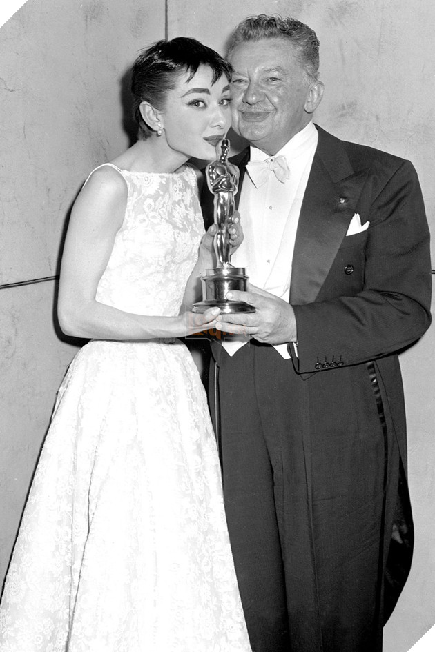 Bật mí những bí mật không phải ai cũng biết về tượng vàng Oscar Phần 2  3