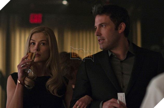 Những mối quan hệ siêu độc hại của màn ảnh P2 : Kẻ bỏ bùa yêu, người trở thành sex toy của chồng 3