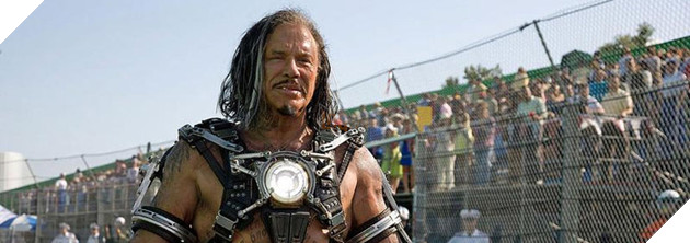 Diễn viên Iron-Man 2 gây sốc với phát ngôn phim Marvel là đồ bỏ đi  2